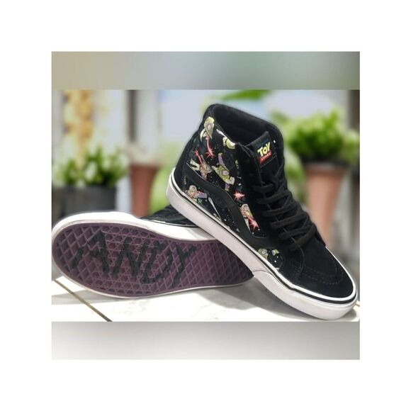 Vans x Disney Toy Story Sk8-Hi Buzz Lightyear Limited Edition Women’s 7.5